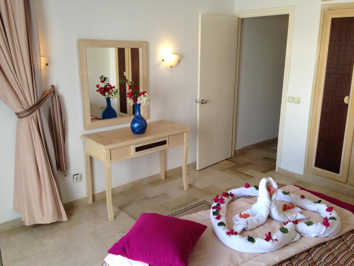 Appart Hotel Rodes メズライア エクステリア 写真